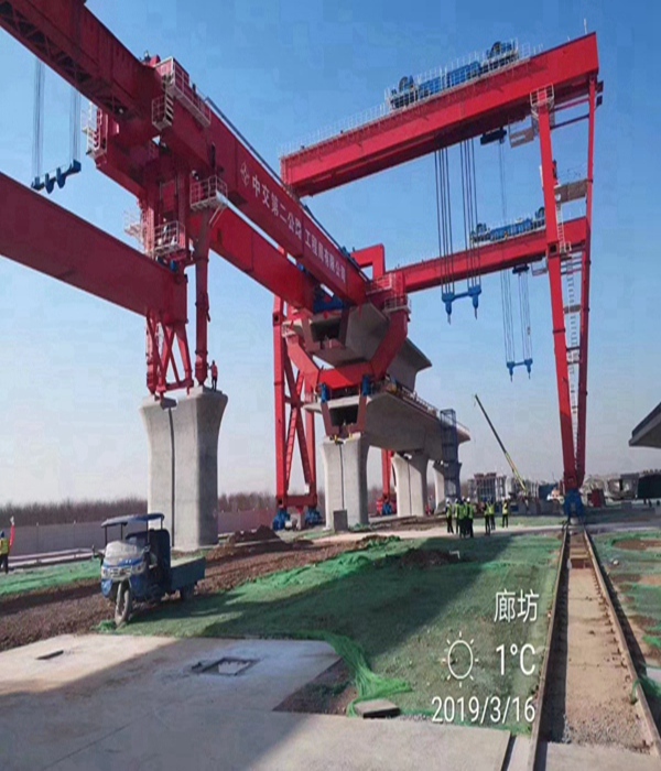 江苏泰州架桥机厂家 架桥机纵坡路段架梁时支腿高度调整的规范流程与**控制要点​
